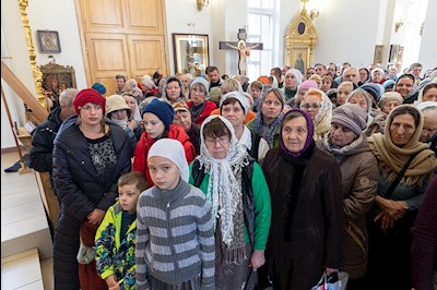 Божественная литургия в храме в честь Казанской иконы Божией Матери г. Саратова