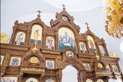 Митрополит Игнатий совершил Божественную литургию в храме Новомучеников и исповедников Саратовских г. Саратова