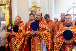 Божественная литургия в храме великомученика Георгия Победоносца г. Саратова