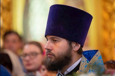 Митрополит Игнатий совершил Божественную литургию в Свято-Троицком кафедральном соборе Саратова