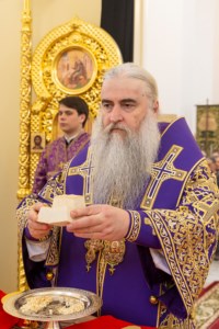 Божественная литургия в храме святителя Спиридона Тримифунтского г. Саратова