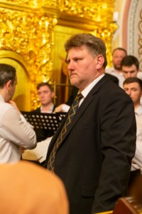 Митрополит Лонгин совершил пасхальное богослужение