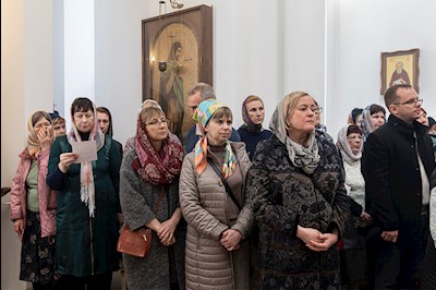 Божественная литургия в храме в честь святого равноапостольного великого князя Владимира г. Саратова