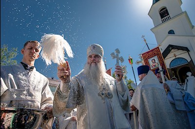 Божественная литургия в Вознесенско-Пантелеимоновском храме с. Усть-Курдюм Саратовского района
