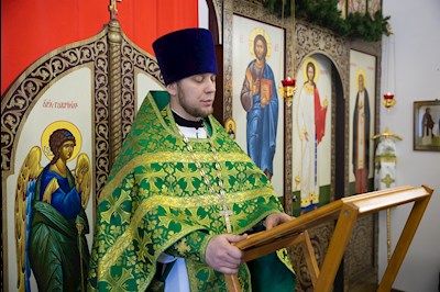 Митрополит Игнатий совершил Великое освящение храма преподобного Серафима Саровского р.п. Татищево и первую Божественную литургию в новоосвященном храме