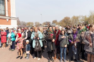 Божественная литургия в храме в честь Покрова Пресвятой Богородицы г. Саратова