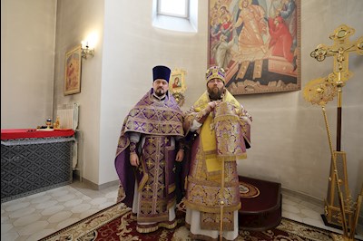 Митрополит Игнатий совершил Божественную литургию в соборном храме святителя Спиридона Тримифунтского г. Саратова