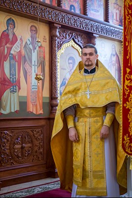 Божественная литургия в храме в честь Нерукотворного Образа Спасителя г .Саратова