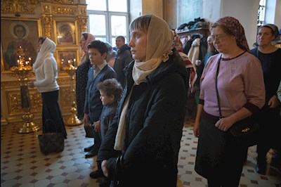 Митрополит Игнатий возглавил соборное архиерейское богослужение в Свято-Троицком кафедральном соборе г. Покровска (Энгельса)