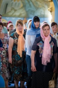 Литургия в Свято-Троицком кафедральном соборе Саратова