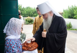 Божественная литургия в храме святых первоверховных апостолов Петра и Павла г. Красноармейска