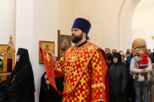 Божественная литургия в Свято-Алексиевском женском монастыре г. Саратова