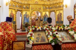 Божественная литургия в храме великомученика Георгия Победоносца г. Саратова