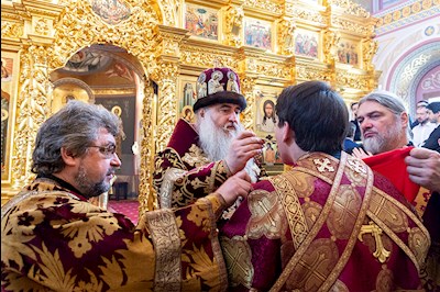 Божественная литургия в Свято-Троицком кафедральном соборе г. Саратова