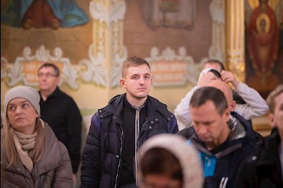 Митрополит Игнатий совершил Божественную литургию и молебен на новый год в Покровском соборе г. Саратова