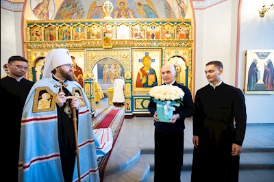Митрополит Игнатий совершил Божественную литургию в Свято-Никольском мужском монастыре г. Саратова