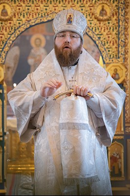 Митрополит Игнатий совершил Божественную литургию и панихиду в Свято-Никольском мужском монастыре г.Саратова