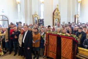 Божественная литургия в храме великомученика Георгия Победоносца г. Саратова