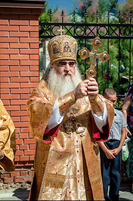 Божественная литургия в храме во имя святых первоверховных апостолов Петра и Павла г. Аткарска