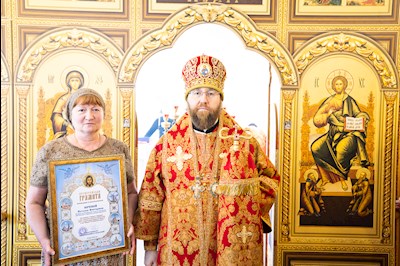 Митрополит Игнатий совершил Великое освящение храма Архангела Михаила с. Курдюм и первую Божественную литургию в новоосвященном храме