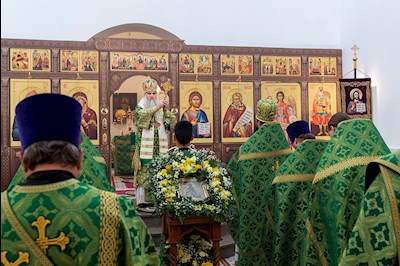 Божественная литургия в храме преподобного Сергия Радонежского г. Саратова