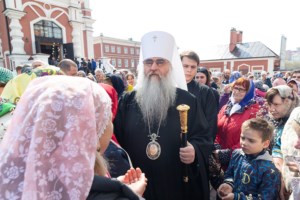 Божественная литургия в храме в честь Покрова Пресвятой Богородицы г. Саратова