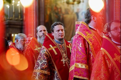 Митрополит Игнатий принял участие в Божественной литургии в Храме Христа Спасителя