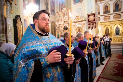 Митрополит Игнатий совершил всенощное бдение в Покровском соборе г. Саратова