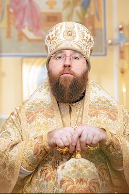 Митрополит Игнатий совершил Великое освящение храма святителя и Чудотворца Николая села Долгий Буерак Гагаринского района г. Саратова и Божественную литургию в новоосвященном храме