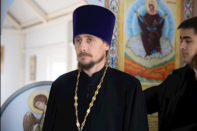 Митрополит Игнатий совершил Божественную литургию в Свято-Никольском храме с. Октябрьский Городок