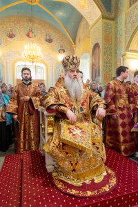 Вечерня в соединении с Литургией Василия Великого и чин умовения ног в храме в честь Покрова Пресвятой Богородицы г. Саратова