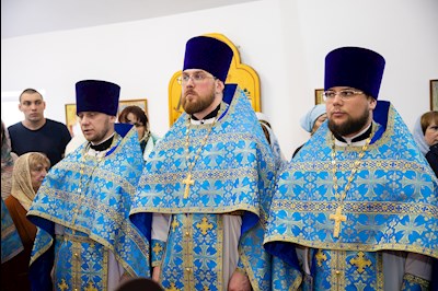 Митрополит Игнатий совершил Великое освящение храма в честь иконы Божией Матери «Спорительница хлебов» с. Кувыка и первую Божественную литургию в новоосвященном храме