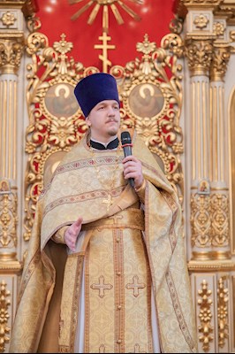 Митрополит Игнатий совершил Божественную литургию в Покровском соборе г. Саратова