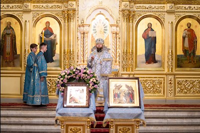 Митрополит Игнатий совершил всенощное бдение в Покровском соборе г. Саратова