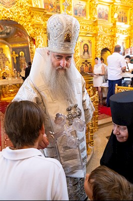 Божественная литургия в Свято-Троицком кафедральном соборе г. Саратова