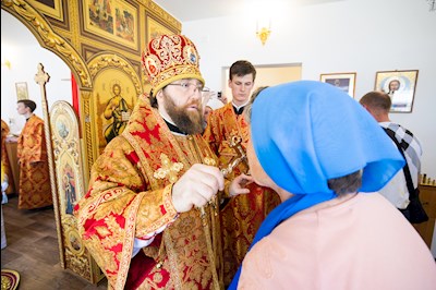 Митрополит Игнатий совершил Великое освящение храма Архангела Михаила с. Курдюм и первую Божественную литургию в новоосвященном храме
