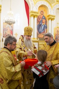 Великое освящение храма во имя святителя Спиридона Тримифунтского г. Саратова и первая Божественная литургия в новоосвященном храме