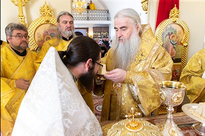 Великое освящение храма Сорока Севастийских мучеников г. Саратова и Божественная литургия в новоосвященном храме