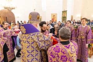 Божественная литургия в храме святителя Спиридона Тримифунтского г. Саратова