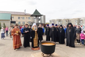 Божественная литургия в храме великомученика Георгия Победоносца г. Саратова