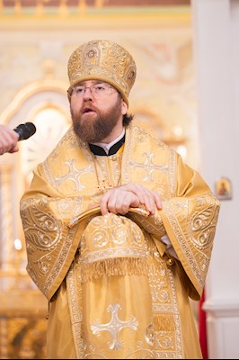 Митрополит Игнатий совершил Божественную литургию и молебен на новый год в Покровском соборе г. Саратова