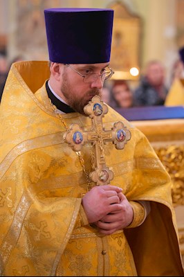 Митрополит Игнатий совершил Божественную литургию и молебен на новый год в Покровском соборе г. Саратова