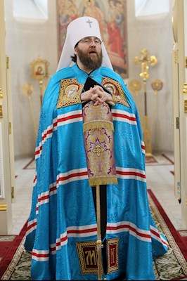 Митрополит Игнатий совершил Божественную литургию в соборном храме святителя Спиридона Тримифунтского г. Саратова