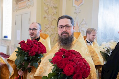 Митрополит Игнатий совершил Божественную литургию в Покровском соборе г. Саратова