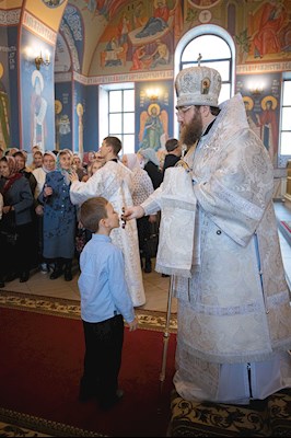 Митрополит Игнатий совершил Божественную литургию и панихиду в Свято-Никольском мужском монастыре г.Саратова