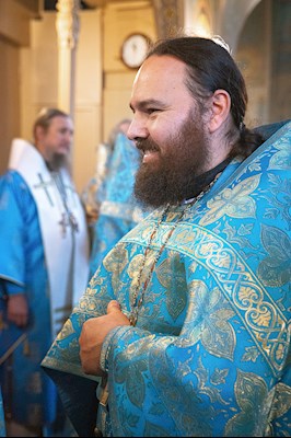 Митрополит Игнатий возглавил соборное архиерейское богослужение в Свято-Троицком кафедральном соборе г. Покровска (Энгельса)
