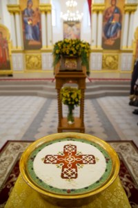 Великое освящение храма во имя святителя Спиридона Тримифунтского г. Саратова и первая Божественная литургия в новоосвященном храме