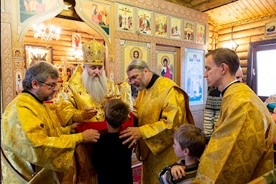 Митрополит Лонгин совершил Великое освящение храма Преображения Господня р.п. Соколовый