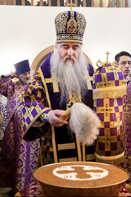 Божественная литургия в храме в честь иконы Божией Матери «Всех скорбящих Радость» г. Саратова