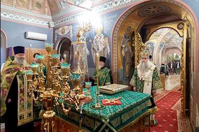 Всенощное бдение в Свято-Троицком кафедральном соборе г. Саратова